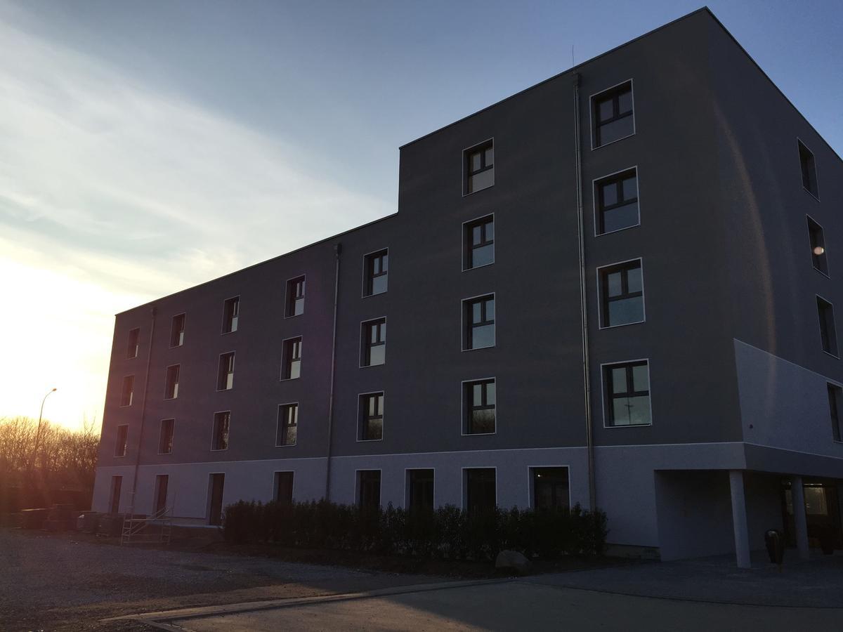 Hotel Anna Hilden Zewnętrze zdjęcie