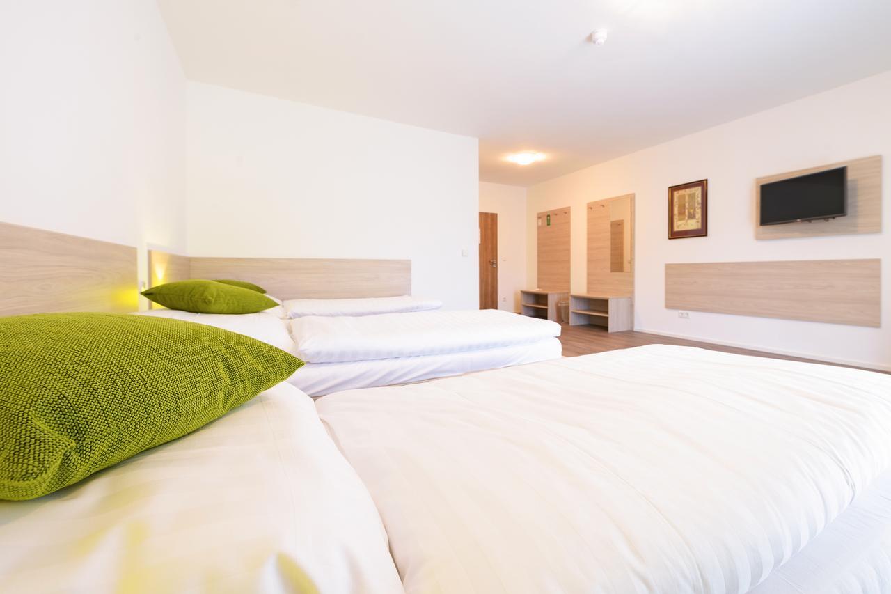 Hotel Anna Hilden Zewnętrze zdjęcie